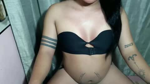 Snapshot of sexymika_xoxo chatting on March 12, 2026, 6:19 am Mika online show from March 12, 2026, 6:19 am