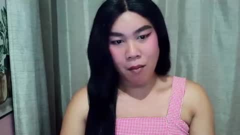 Snapshot of sexymika_xoxo chatting on April 16, 2026, 6:58 am Mika online show from April 16, 2026, 6:58 am