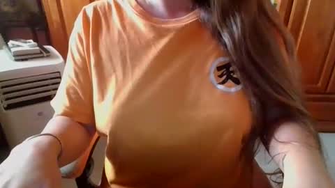 Snapshot of sexymisss24 chatting on September 16, 2025, 2:40 pm sexymisss24 online show from September 16, 2025, 2:40 pm