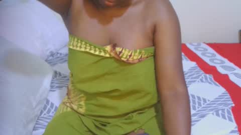Snapshot of sexymompie chatting on December 9, 2024, 7:06 am CANDY online show from December 9, 2024, 7:06 am
