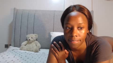 sexymonalisa1 online show from February 15, 2026, 7:54 pm