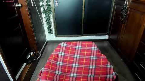 N A F online show from November 19, 2025, 8:31 pm