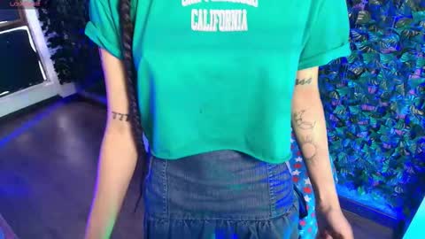 N A F online show from November 25, 2025, 7:36 pm