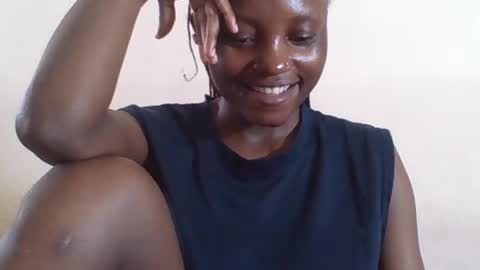Snapshot of sexyneedle22 chatting on July 27, 2026, 8:32 am VIVIAN online show from July 27, 2026, 8:32 am