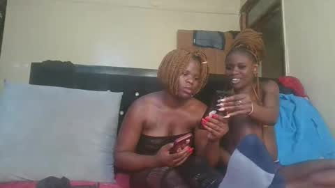 Snapshot of sexynina25 chatting on September 19, 2025, 6:41 pm nina online show from September 19, 2025, 6:41 pm