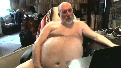 Grizz Lee Bear online show from February 7, 2025, 2:58 pm