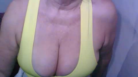 AnneSofia online show from March 3, 2026, 11:21 pm