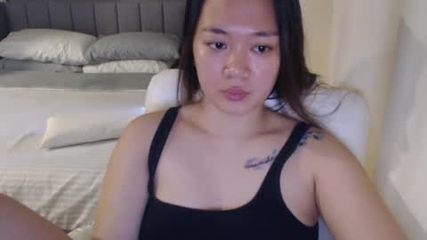 Snapshot of sexypenguin13 chatting on December 12, 2024, 8:14 am sexypenguin13 online show from December 12, 2024, 8:14 am