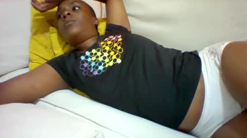 Snapshot of sexyqueen3457132 chatting on January 14, 2025, 11:42 am DOVY ACHIENG online show from January 14, 2025, 11:42 am