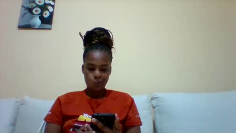 Snapshot of sexyqueen3457132 chatting on February 26, 2025, 2:25 pm DOVY ACHIENG online show from February 26, 2025, 2:25 pm