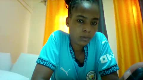 Snapshot of sexyqueen3457132 chatting on March 4, 2025, 10:02 am DOVY ACHIENG online show from March 4, 2025, 10:02 am