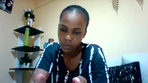 Snapshot of sexyqueen3457132 chatting on September 14, 2025, 10:25 am DOVY ACHIENG online show from September 14, 2025, 10:25 am