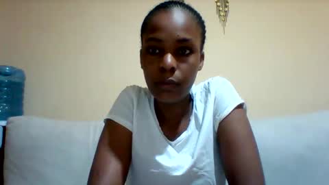 Snapshot of sexyqueen3457132 chatting on September 19, 2025, 8:38 am DOVY ACHIENG online show from September 19, 2025, 8:38 am