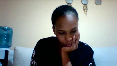 Snapshot of sexyqueen3457132 chatting on September 27, 2025, 4:34 pm DOVY ACHIENG online show from September 27, 2025, 4:34 pm