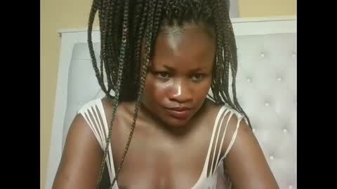 queenivy online show from September 13, 2025, 7:24 pm