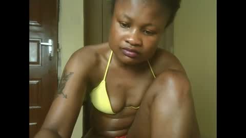 queenivy online show from November 2, 2025, 7:00 am