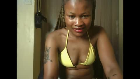 queenivy online show from December 1, 2025, 6:07 am