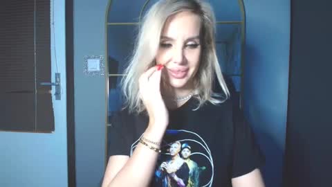 Snapshot of sexyquennina chatting on March 3, 2026, 6:47 pm SexyQueenNina online show from March 3, 2026, 6:47 pm