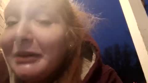 sexyscarlettspitfire online show from December 19, 2025, 12:12 pm