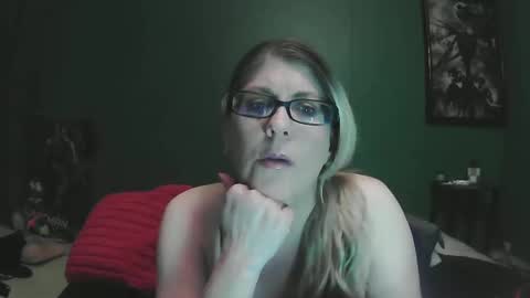 sexystripper69 online show from October 19, 2025, 4:13 am