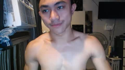 sexystrongcum online show from April 5, 2026, 3:26 am