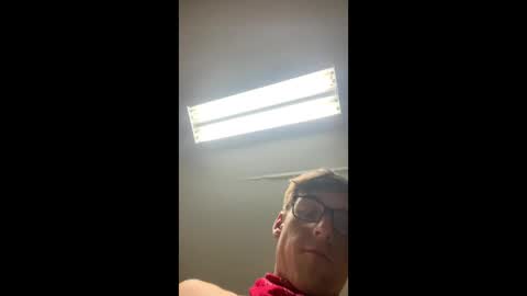 Snapshot of sexytsmstars chatting on March 1, 2026, 2:35 am Smooth bi guy online show from March 1, 2026, 2:35 am