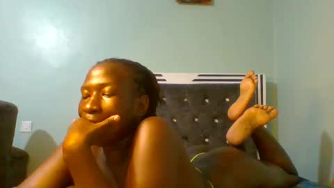 VIVIAN online show from February 7, 2025, 9:47 am