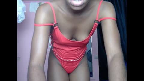 Snapshot of sexyxbunnyxx chatting on January 11, 2025, 11:56 pm Blue online show from January 11, 2025, 11:56 pm