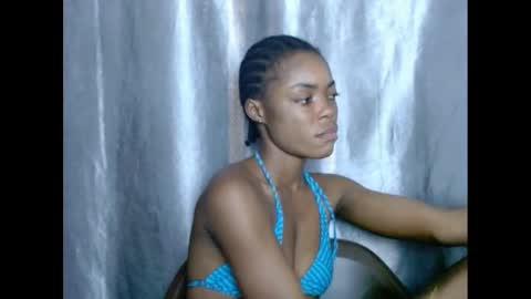 Snapshot of sexyxbunnyxx chatting on February 16, 2025, 1:49 pm Blue online show from February 16, 2025, 1:49 pm