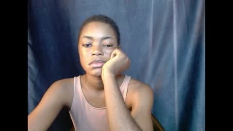 Snapshot of sexyxbunnyxx chatting on March 4, 2025, 9:51 am Blue online show from March 4, 2025, 9:51 am