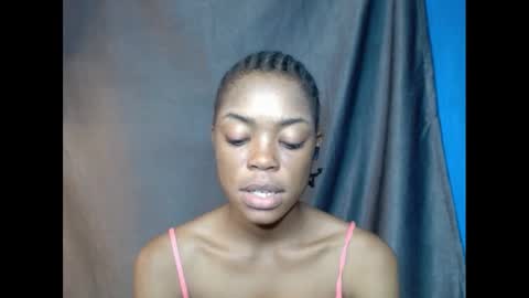 Snapshot of sexyxbunnyxx chatting on March 11, 2025, 9:04 pm Blue online show from March 11, 2025, 9:04 pm
