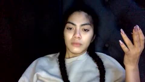 Xenaaa online show from October 24, 2025, 11:50 am