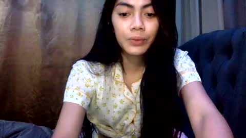 Xenaaa online show from November 14, 2025, 2:21 am