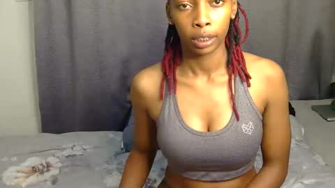sexyy_sirenn online show from June 2, 2026, 2:35 am