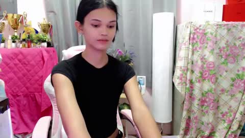 Snapshot of sexyzendaya_69 chatting on February 28, 2026, 4:08 pm Zendaya online show from February 28, 2026, 4:08 pm