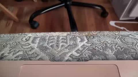 sf_bella online show from November 3, 2025, 5:14 pm