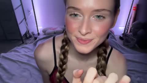 Snapshot of shadebabe chatting on November 28, 2025, 8:50 am shadebabe online show from November 28, 2025, 8:50 am