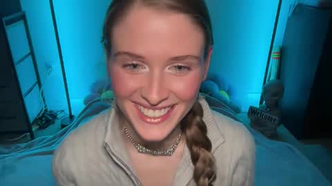 Snapshot of shadebabe chatting on January 18, 2026, 8:07 am shadebabe online show from January 18, 2026, 8:07 am