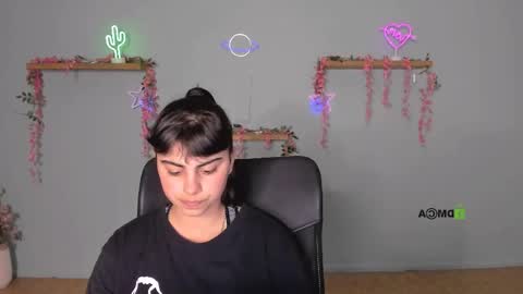 Snapshot of shadow_kiss chatting on May 8, 2026, 3:06 pm shadow_kiss online show from May 8, 2026, 3:06 pm