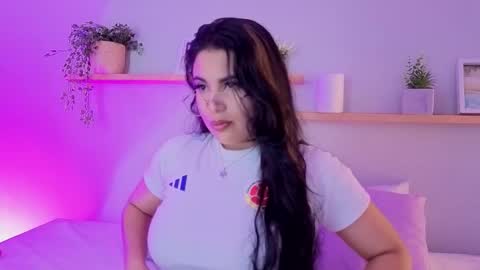 Snapshot of shainadavis chatting on February 27, 2026, 3:17 am Shaina online show from February 27, 2026, 3:17 am