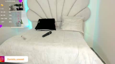 Snapshot of shairytovar chatting on October 17, 2025, 7:44 am shairytovar online show from October 17, 2025, 7:44 am