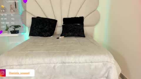 Snapshot of shairytovar chatting on October 19, 2025, 6:14 am shairytovar online show from October 19, 2025, 6:14 am