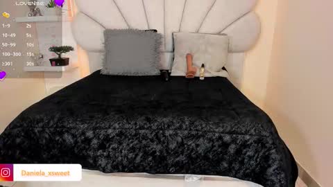 Snapshot of shairytovar chatting on October 24, 2025, 7:16 am shairytovar online show from October 24, 2025, 7:16 am