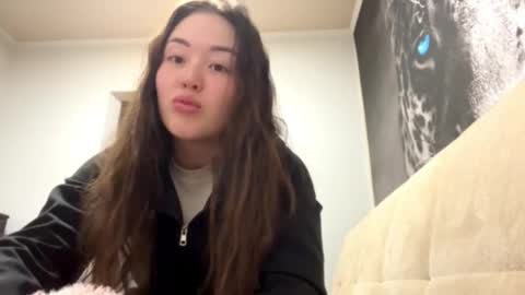 Hana online show from December 1, 2025, 2:38 am