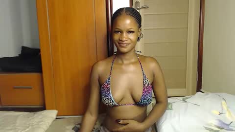 shaky xxx online show from November 10, 2025, 11:37 pm