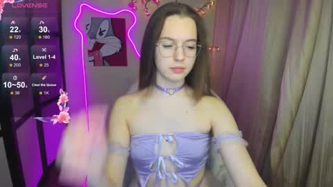 Snapshot of shalinamontana chatting on November 13, 2025, 4:39 pm Vivian online show from November 13, 2025, 4:39 pm