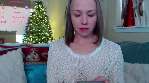 Shalynn online show from December 1, 2025, 5:18 pm