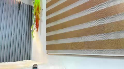 shammy_rosse online show from May 27, 2026, 5:04 am