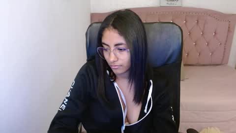 shanelle online show from March 12, 2025, 6:07 am