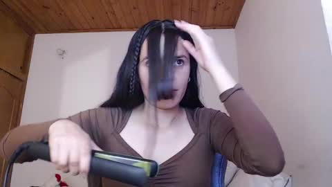 shanel_lozano online show from May 31, 2026, 4:03 pm